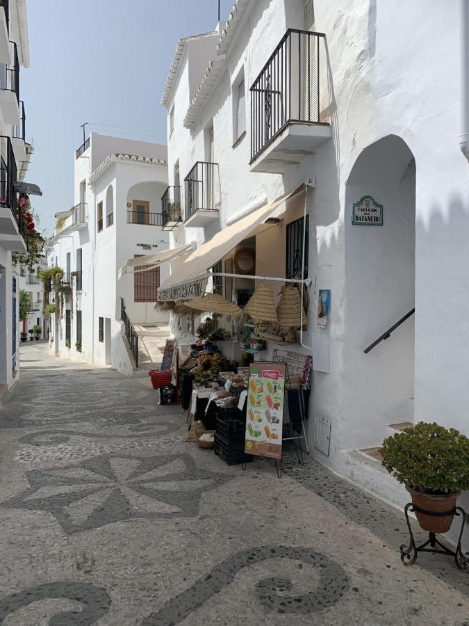 Cerezo'S House - Terrace & Jacuzzi Villa Frigiliana Exterior photo